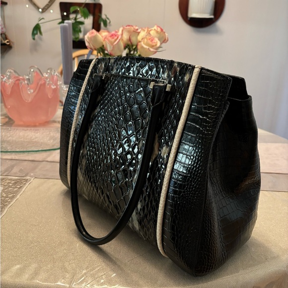 Brahmin Alice carryall - Picture 3 of 10